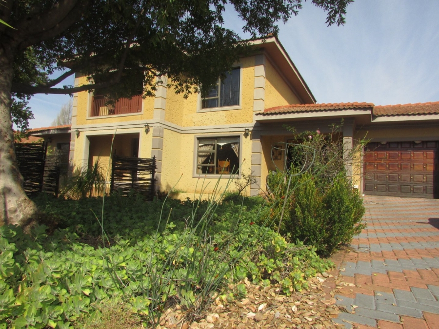 To Let 3 Bedroom Property for Rent in Woodland Hills Wildlife Estate Free State